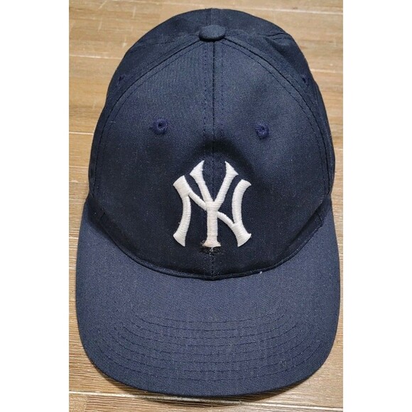 Vintage New York Yankees Baseball Hat MLB ANNCO Snapback Cap Big Logo On Back - Picture 1 of 7